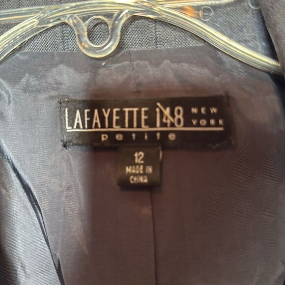 Lafayette 148 Pin Stripe Grey 100% Wool blazer. Size 12 Petite. - Picture 4 of 8